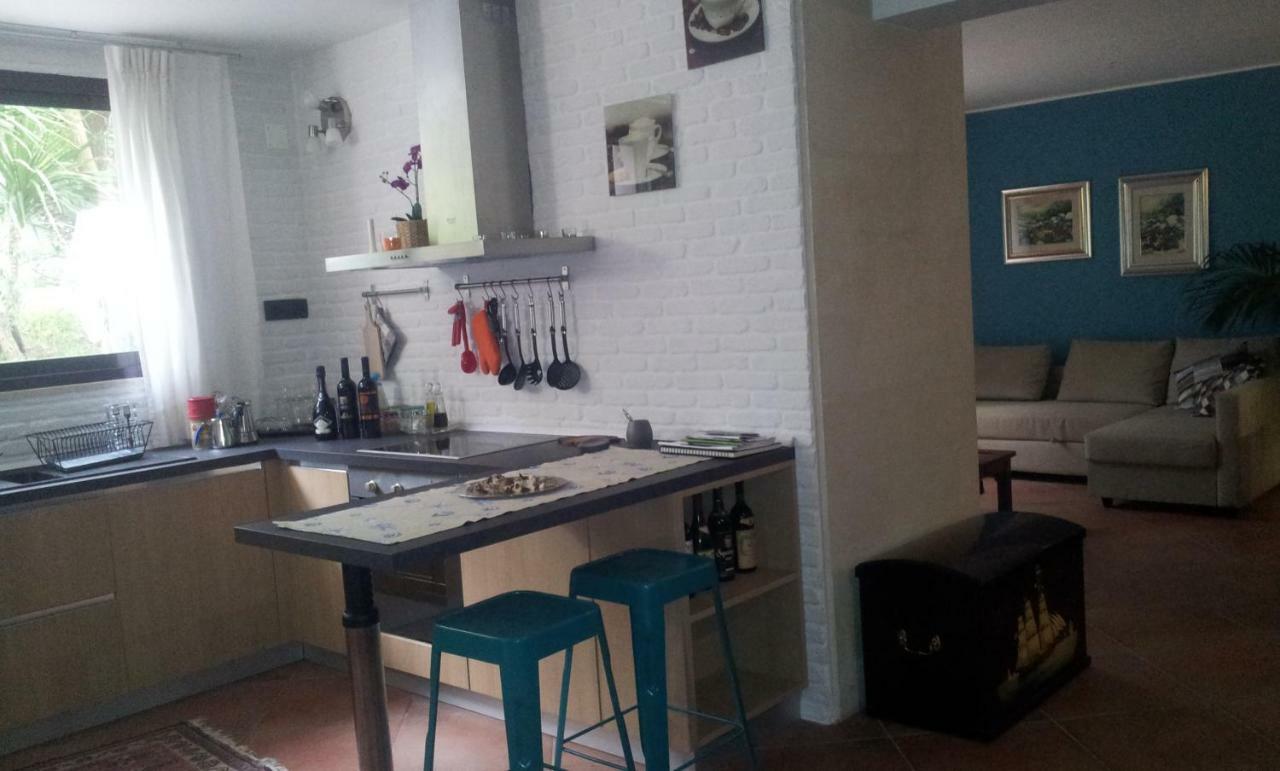 レッチェA Casa Di Marleyアパートメント エクステリア 写真
